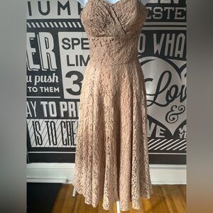 1950s Debutante Ball Peach Lace Strapless Gown with Boning